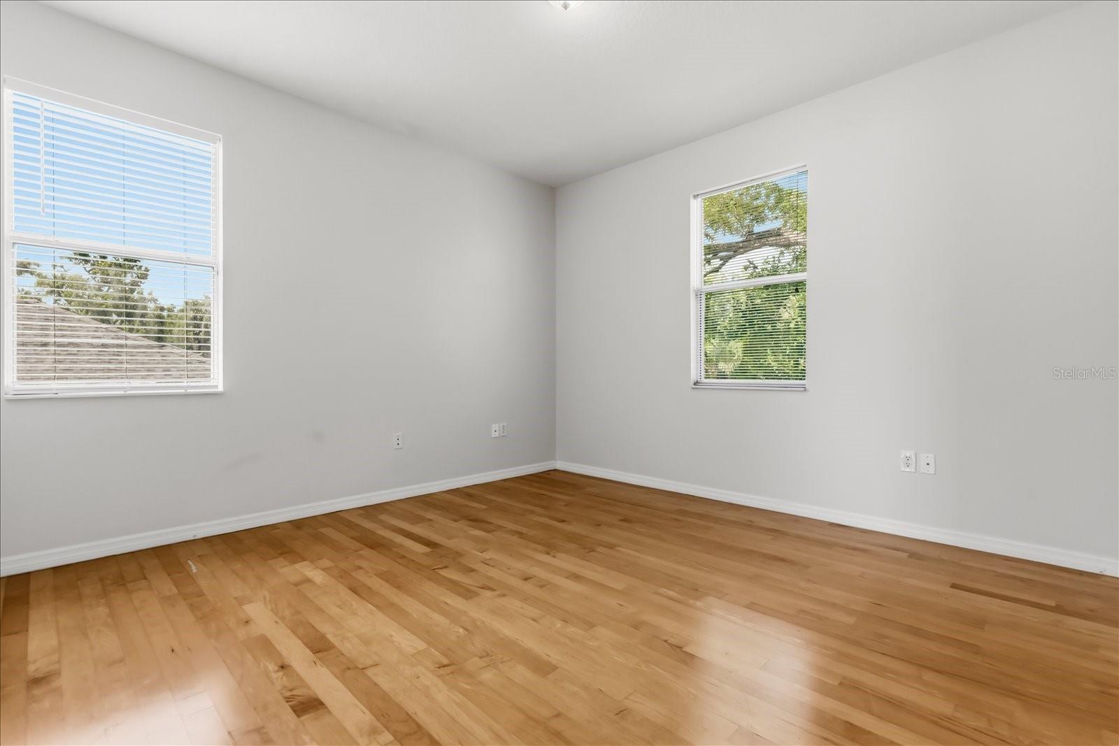 Image 26 of 32 For 7211 Mascotte Street