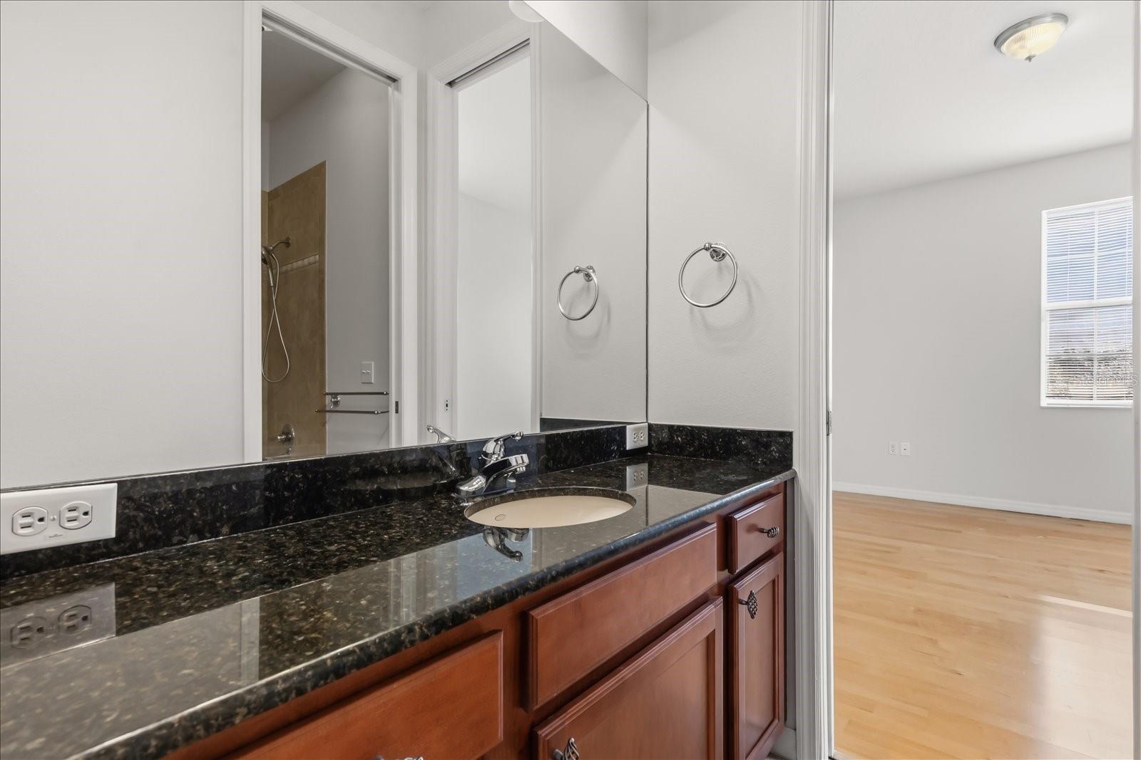 Image 28 of 32 For 7211 Mascotte Street