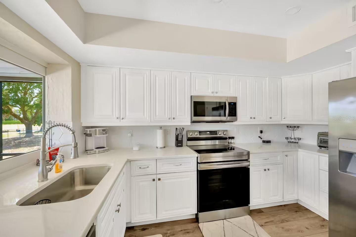 Image 14 of 51 For 721 Eagle Lane