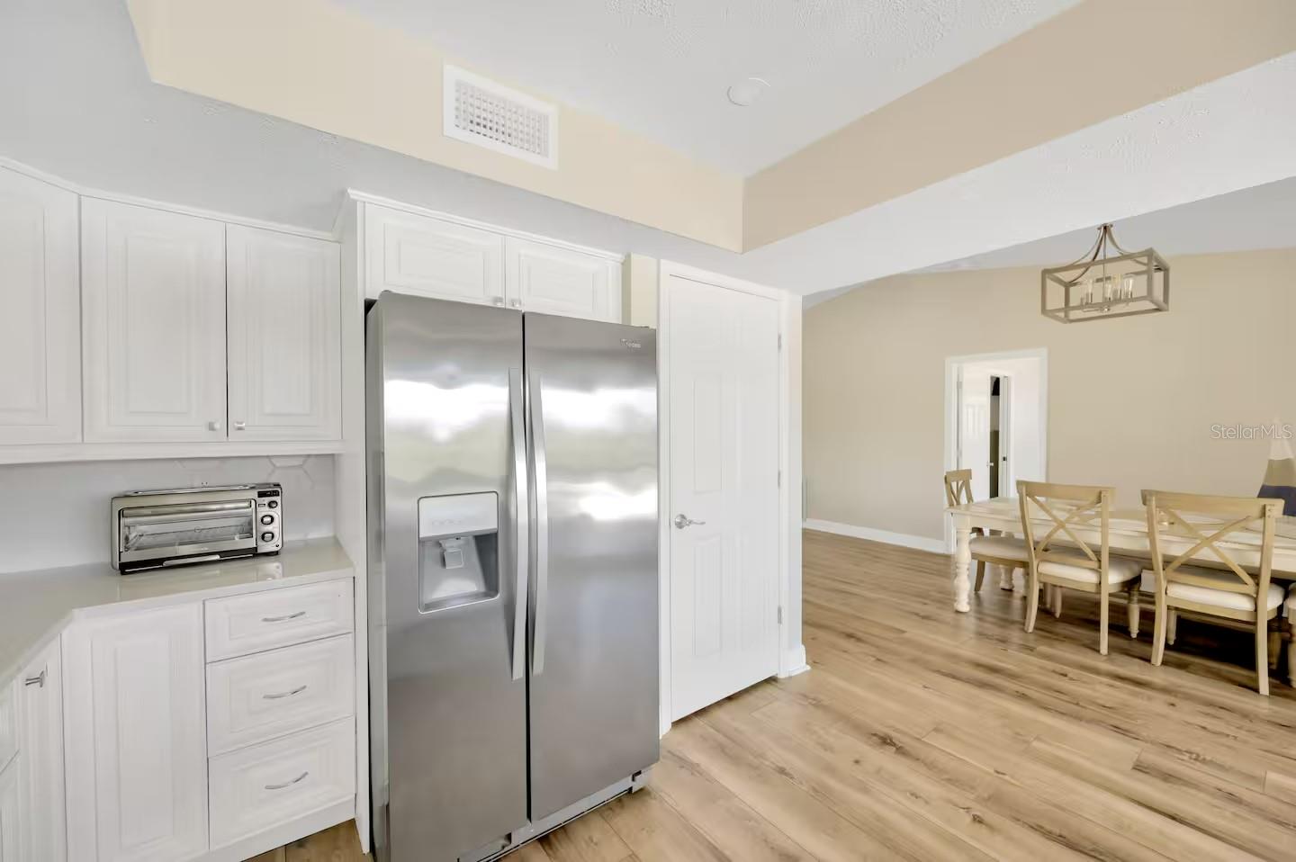 Image 19 of 51 For 721 Eagle Lane