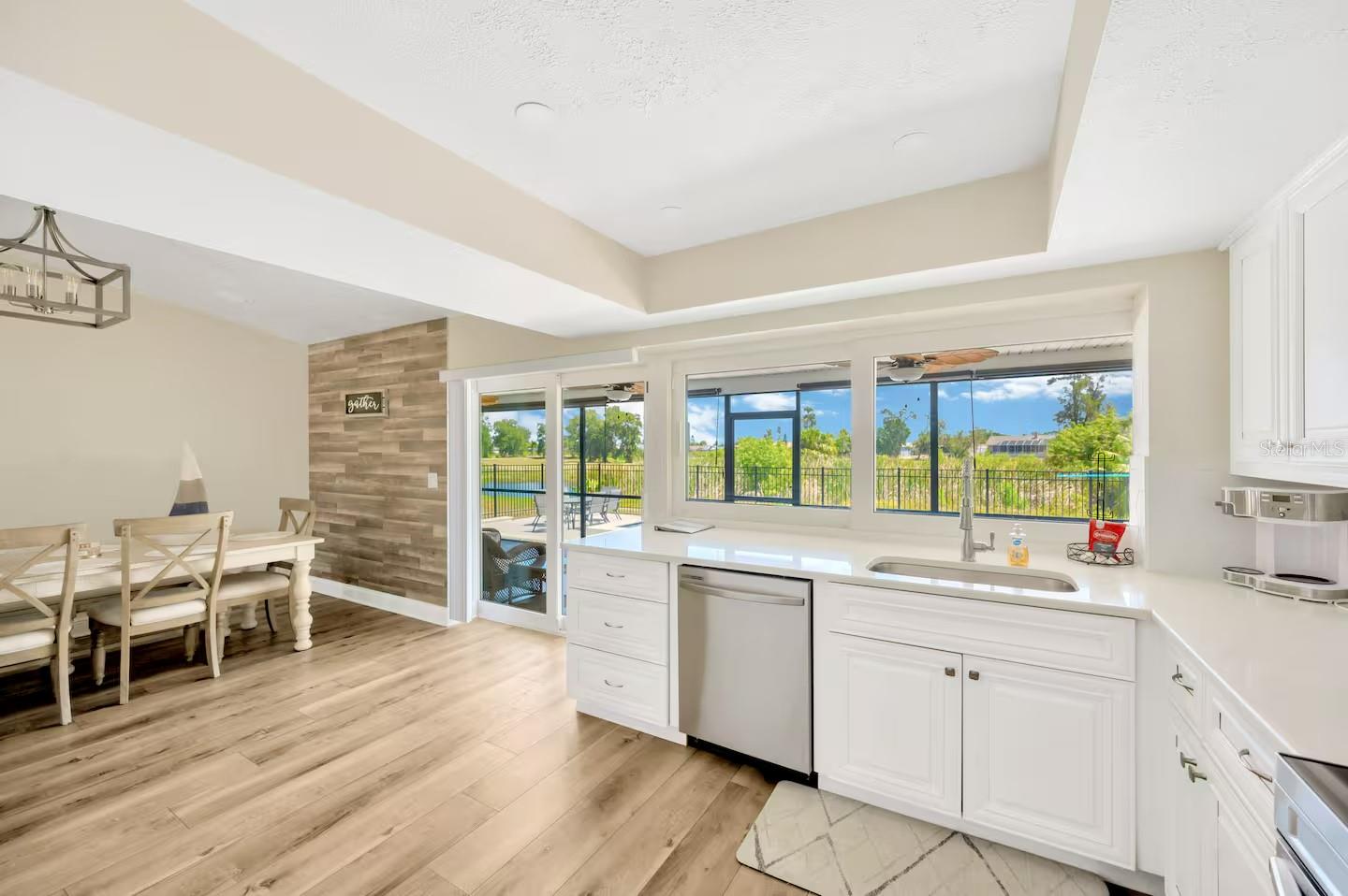 Image 27 of 51 For 721 Eagle Lane