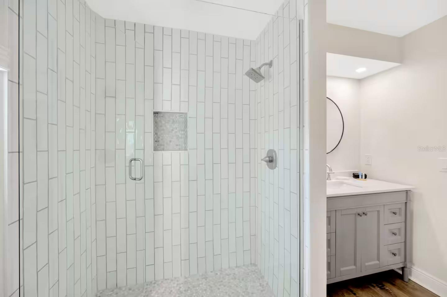 Image 28 of 51 For 721 Eagle Lane