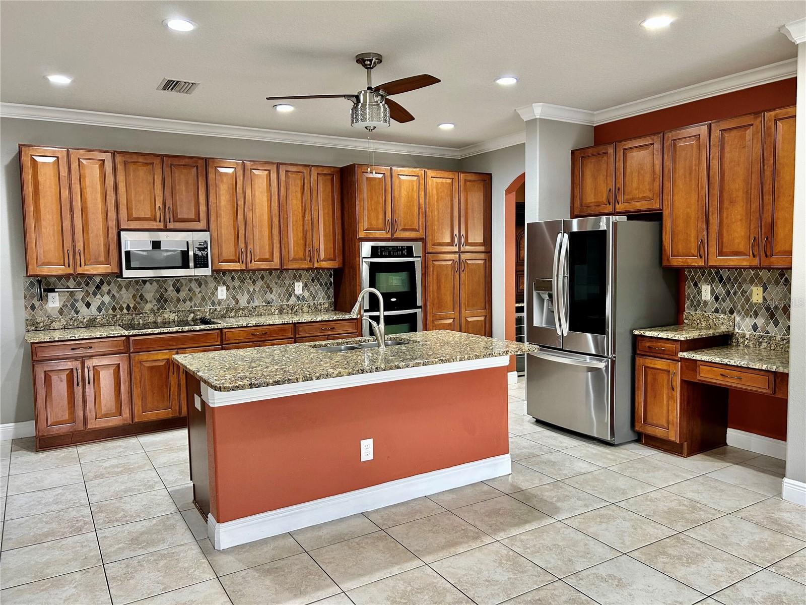 Image 20 of 90 For 2907 Winglewood Circle