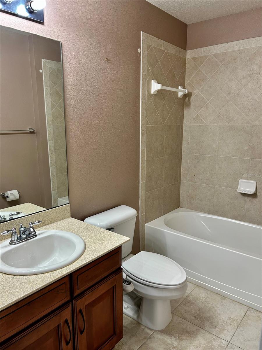 Image 37 of 90 For 2907 Winglewood Circle