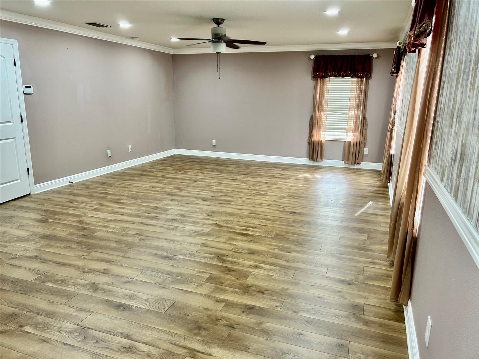 Image 44 of 90 For 2907 Winglewood Circle