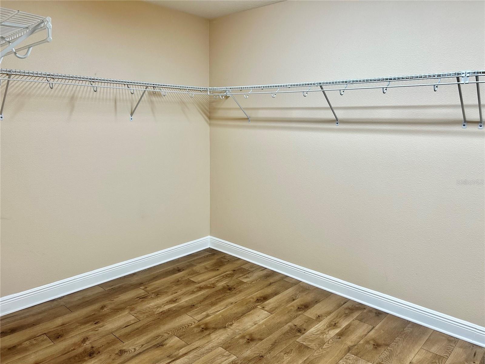 Image 57 of 90 For 2907 Winglewood Circle