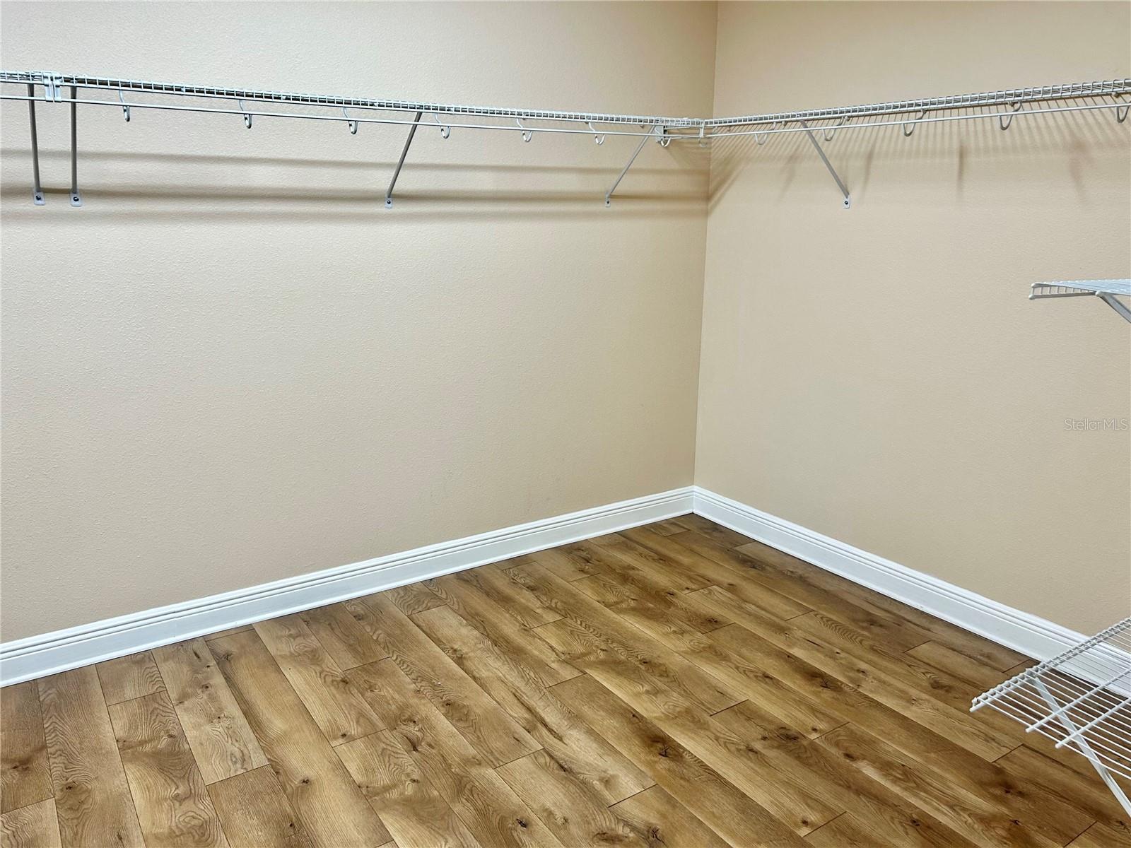 Image 58 of 90 For 2907 Winglewood Circle