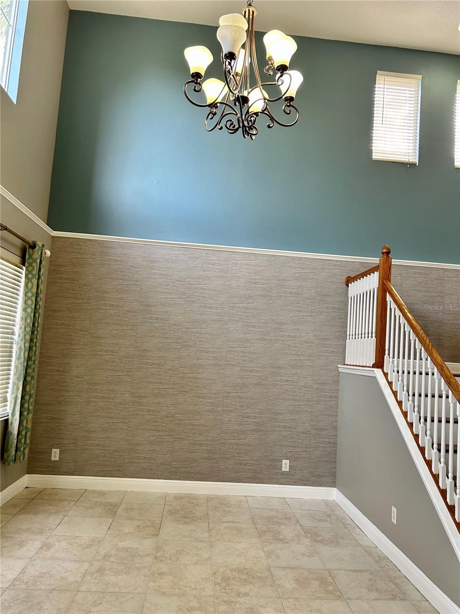 Image 6 of 90 For 2907 Winglewood Circle