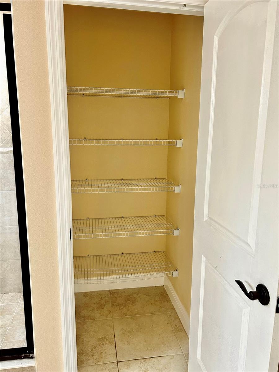 Image 60 of 90 For 2907 Winglewood Circle