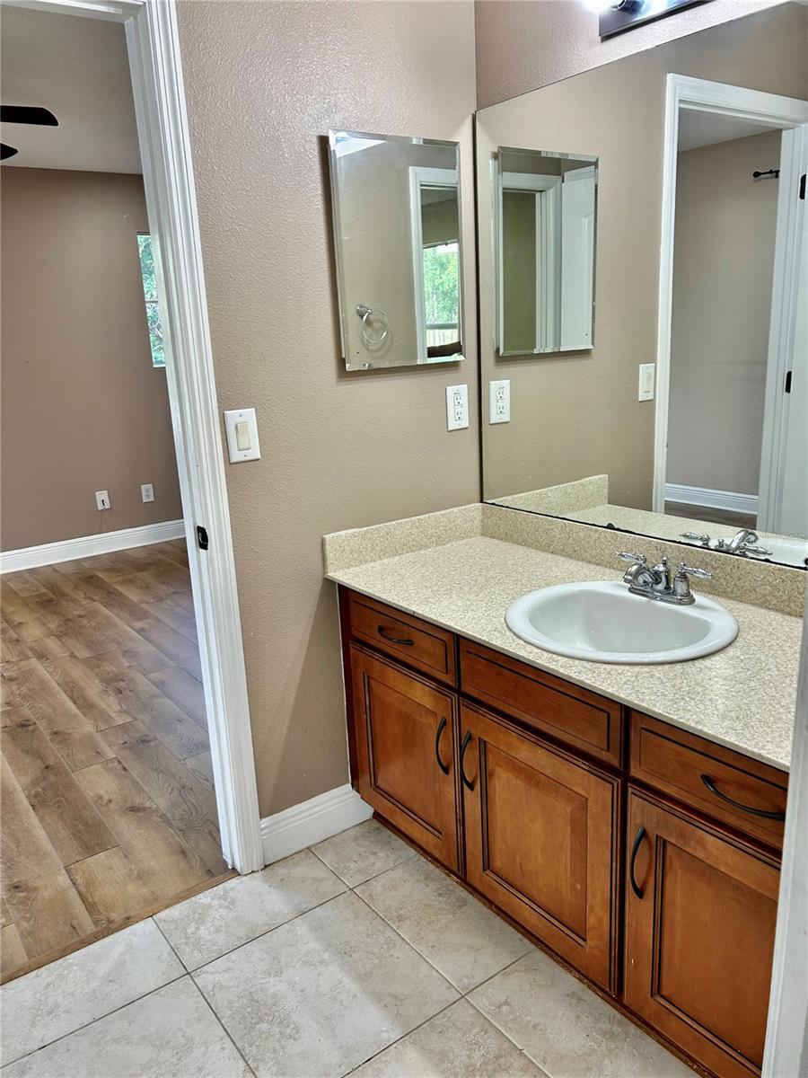 Image 69 of 90 For 2907 Winglewood Circle