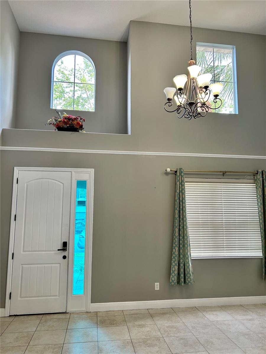 Image 7 of 90 For 2907 Winglewood Circle