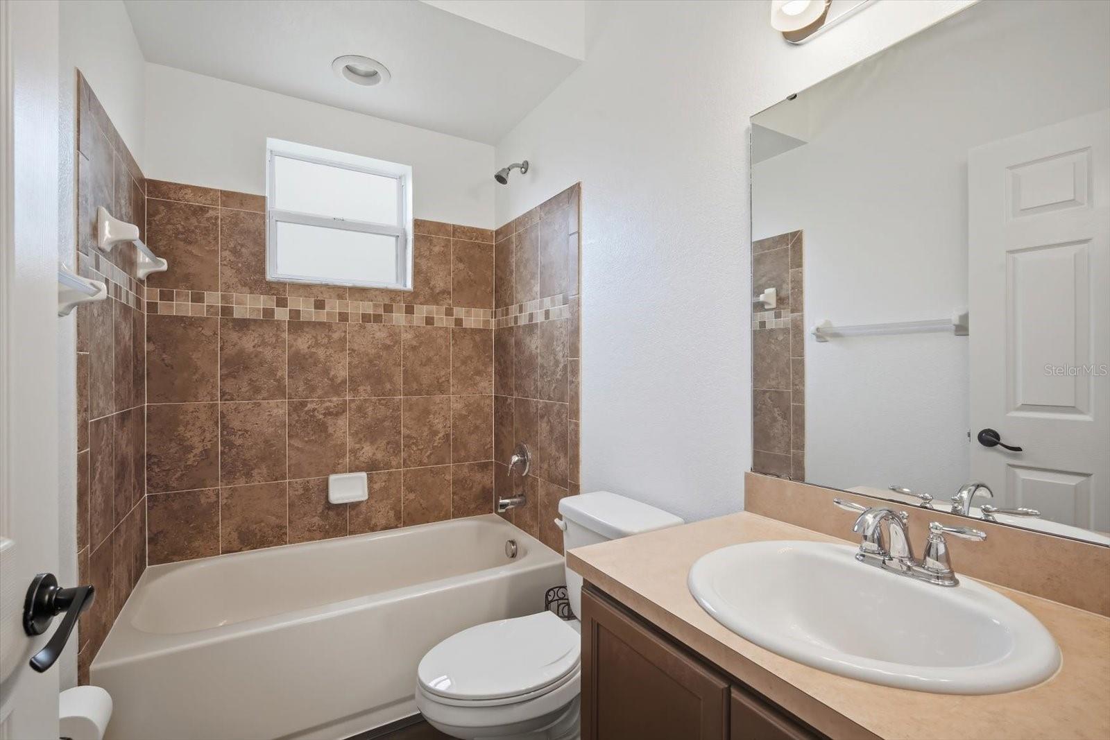 Image 24 of 34 For 2015 Ashboro Place