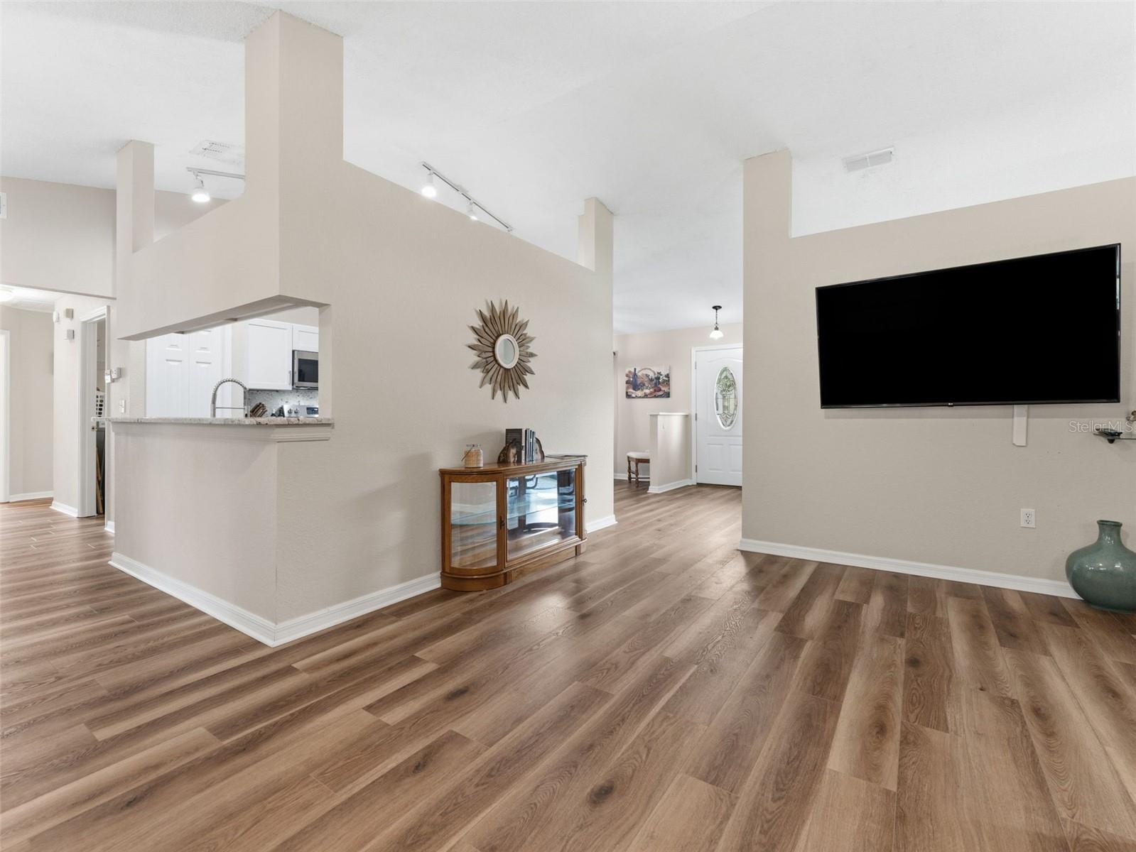 Image 17 of 43 For 2273 Garden Chase Drive