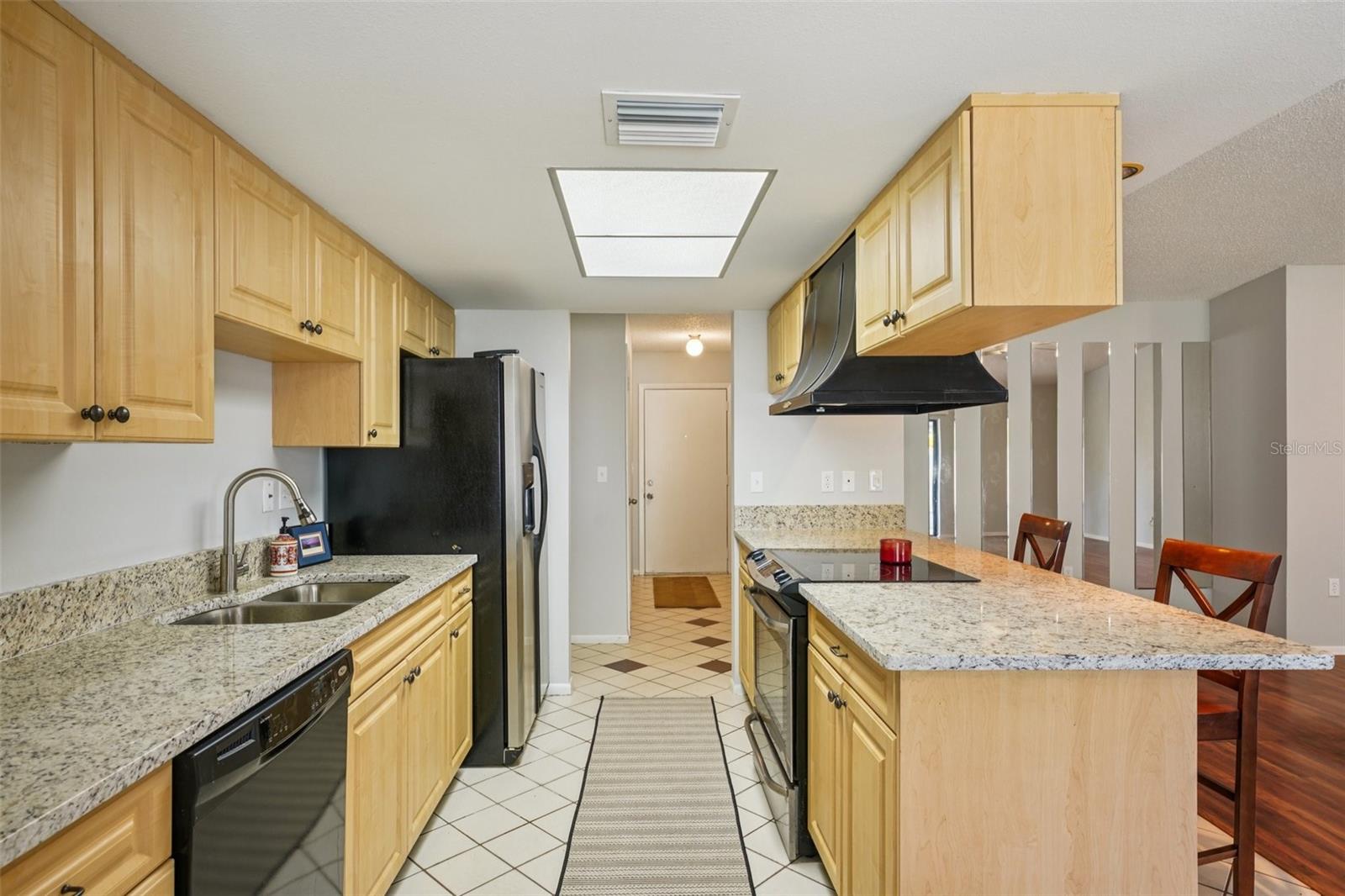 Image 11 of 34 For 105 Lotus Circle