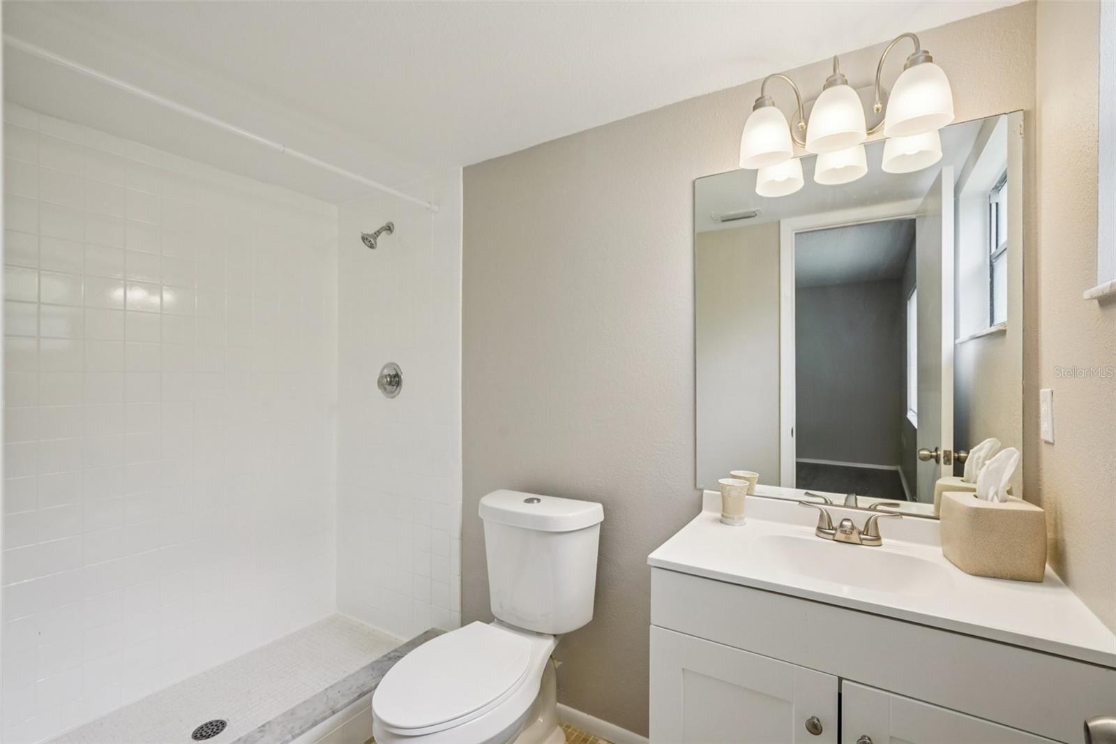 Image 19 of 34 For 105 Lotus Circle