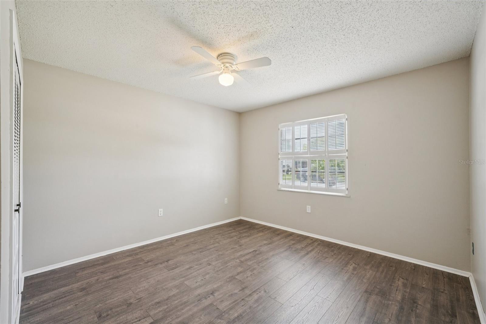 Image 24 of 34 For 105 Lotus Circle