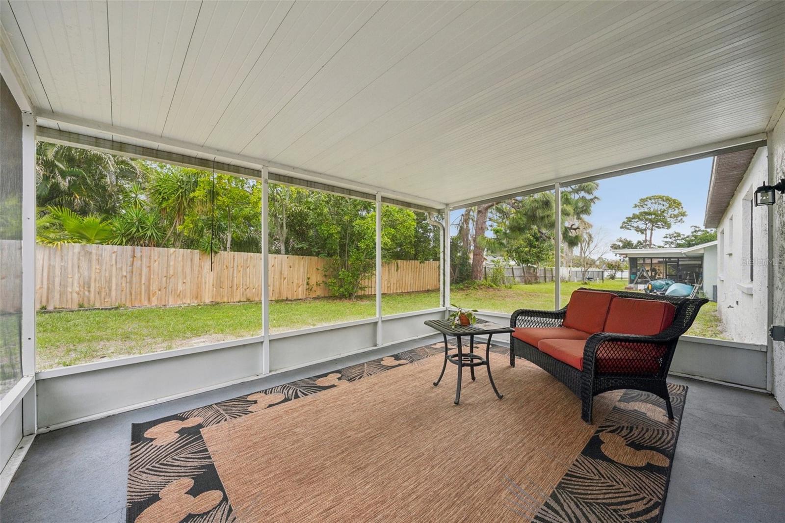 Image 27 of 34 For 105 Lotus Circle