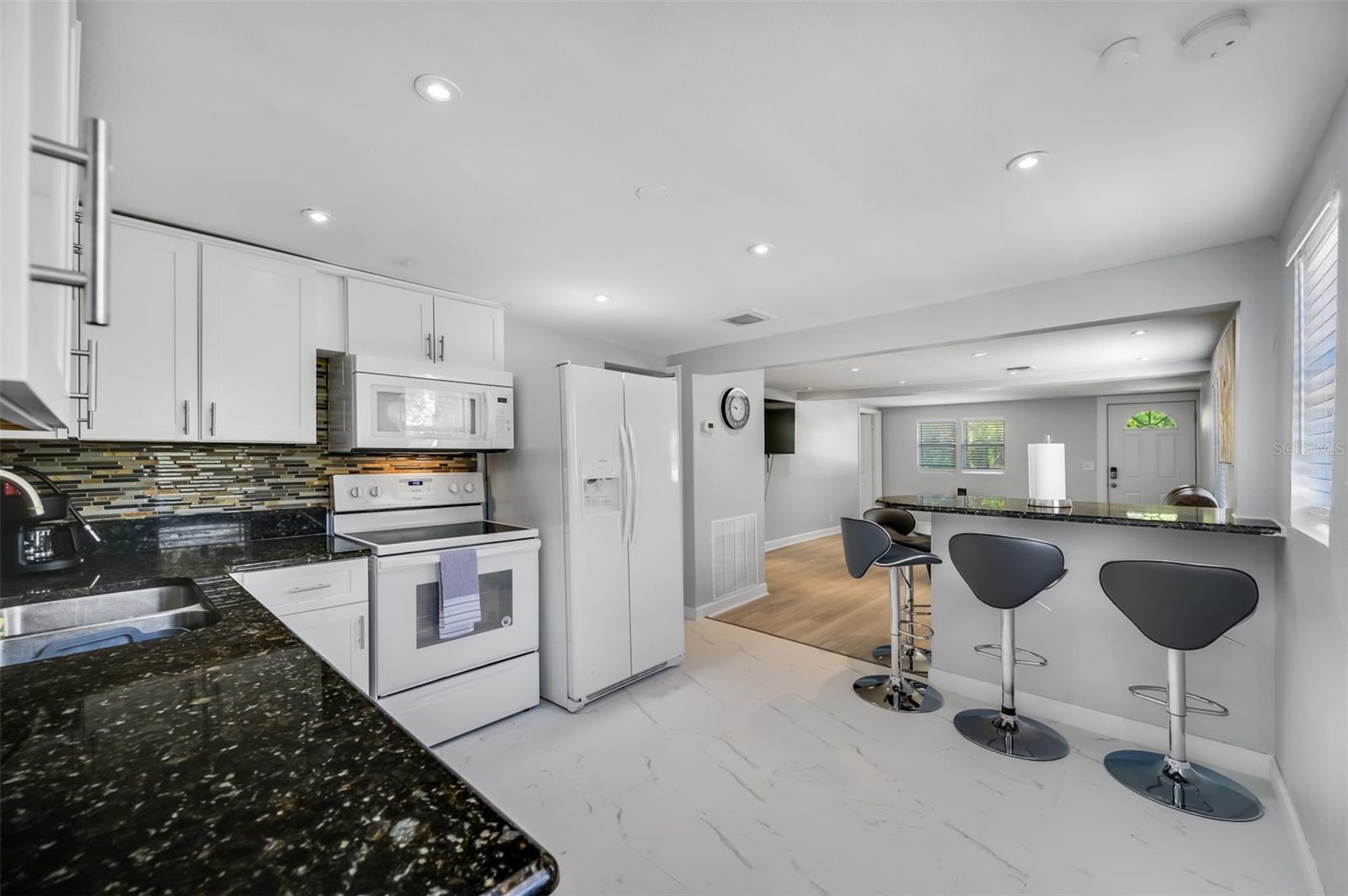 Image 10 of 25 For 1601 Palm Way