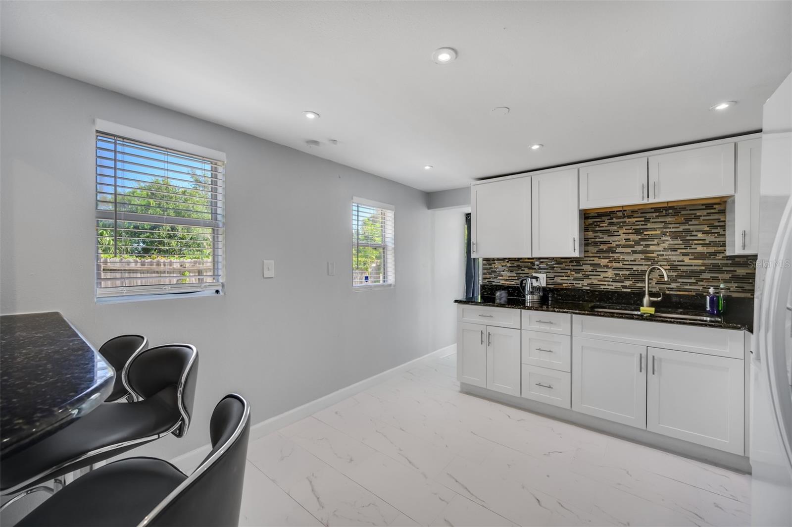 Image 12 of 25 For 1601 Palm Way