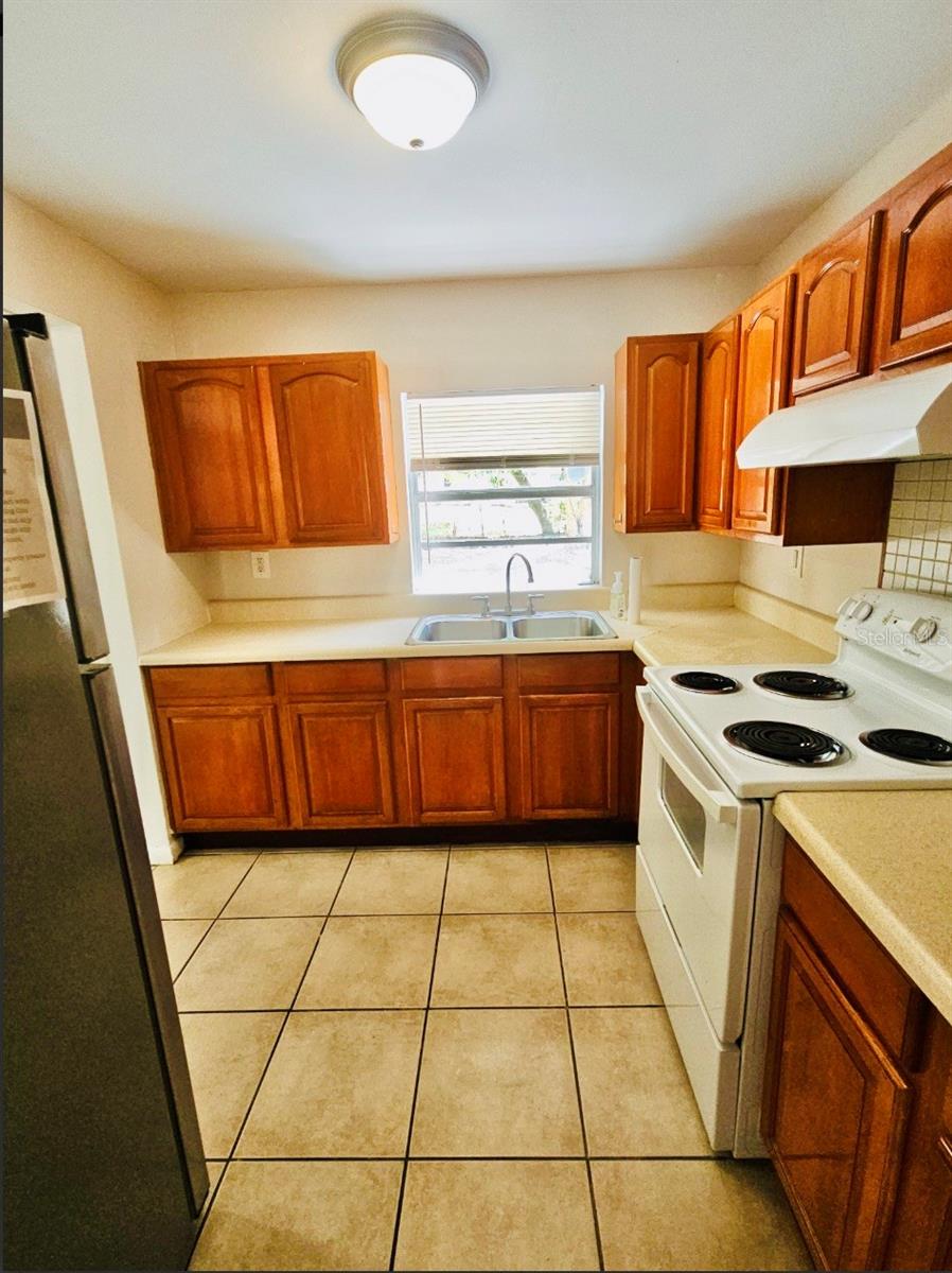 Image 32 of 38 For 10011 23rd Street