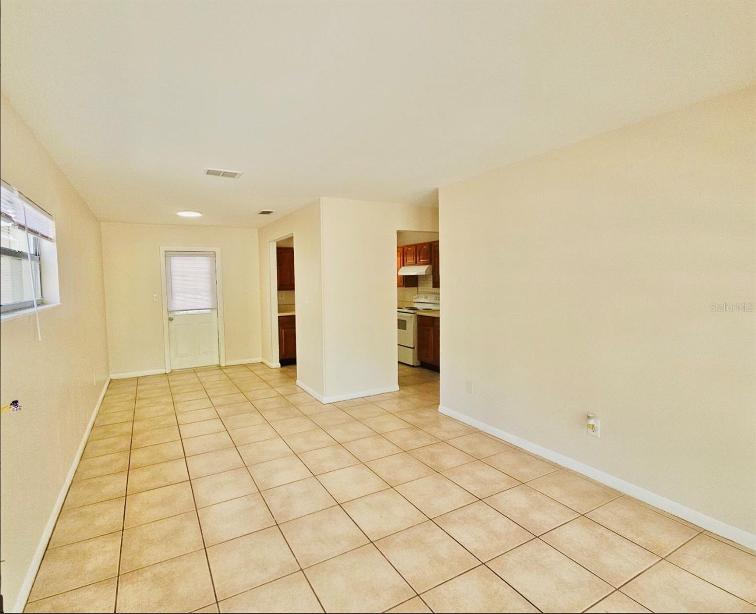 Image 33 of 38 For 10011 23rd Street