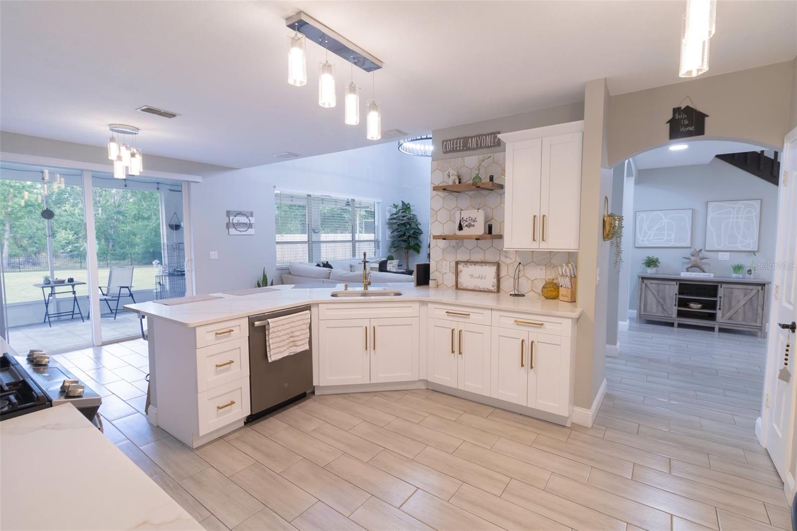 Image 13 of 50 For 1635 Ledgestone Drive