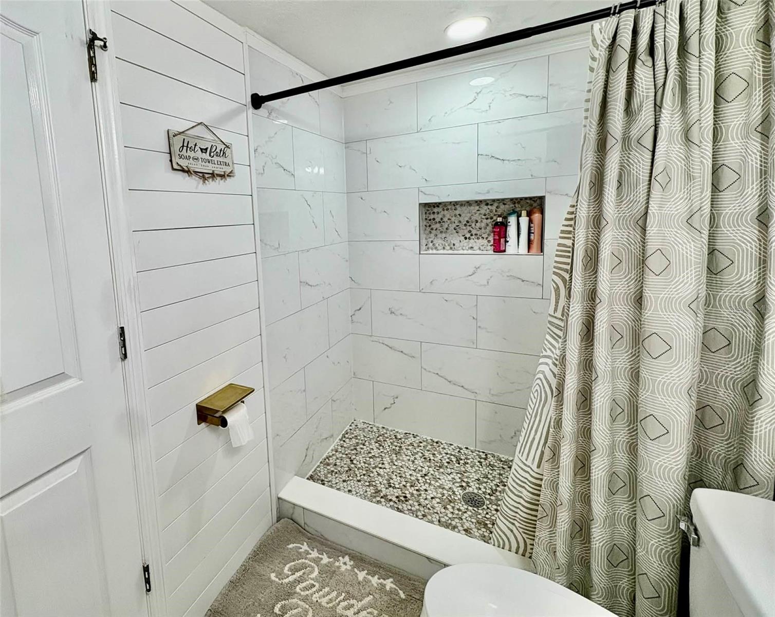 Image 39 of 50 For 1635 Ledgestone Drive