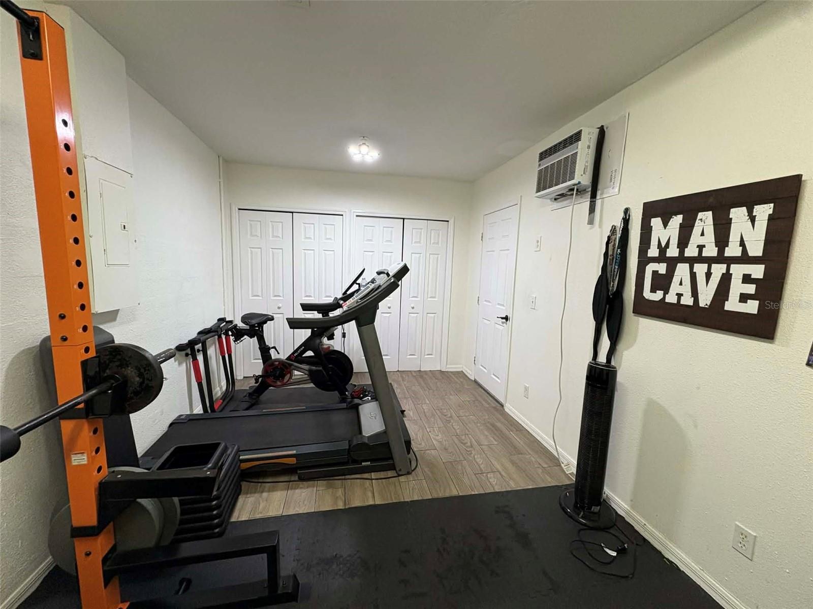 Image 47 of 50 For 1635 Ledgestone Drive