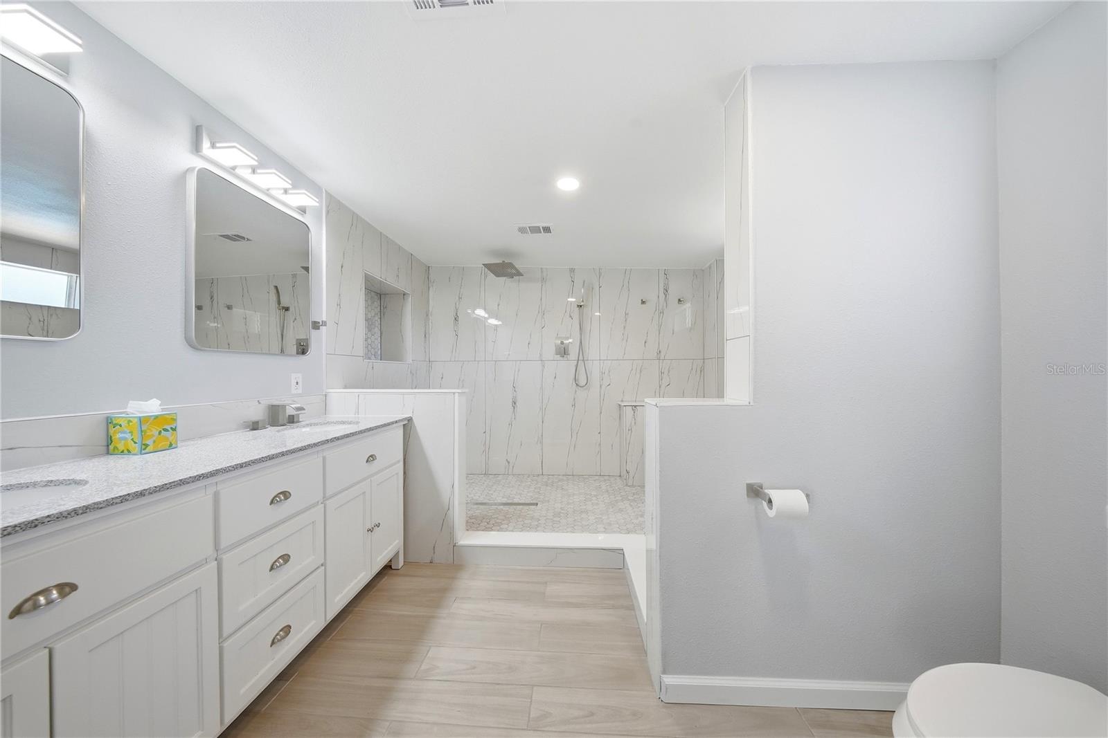 Image 24 of 53 For 3430 Cribbs Drive