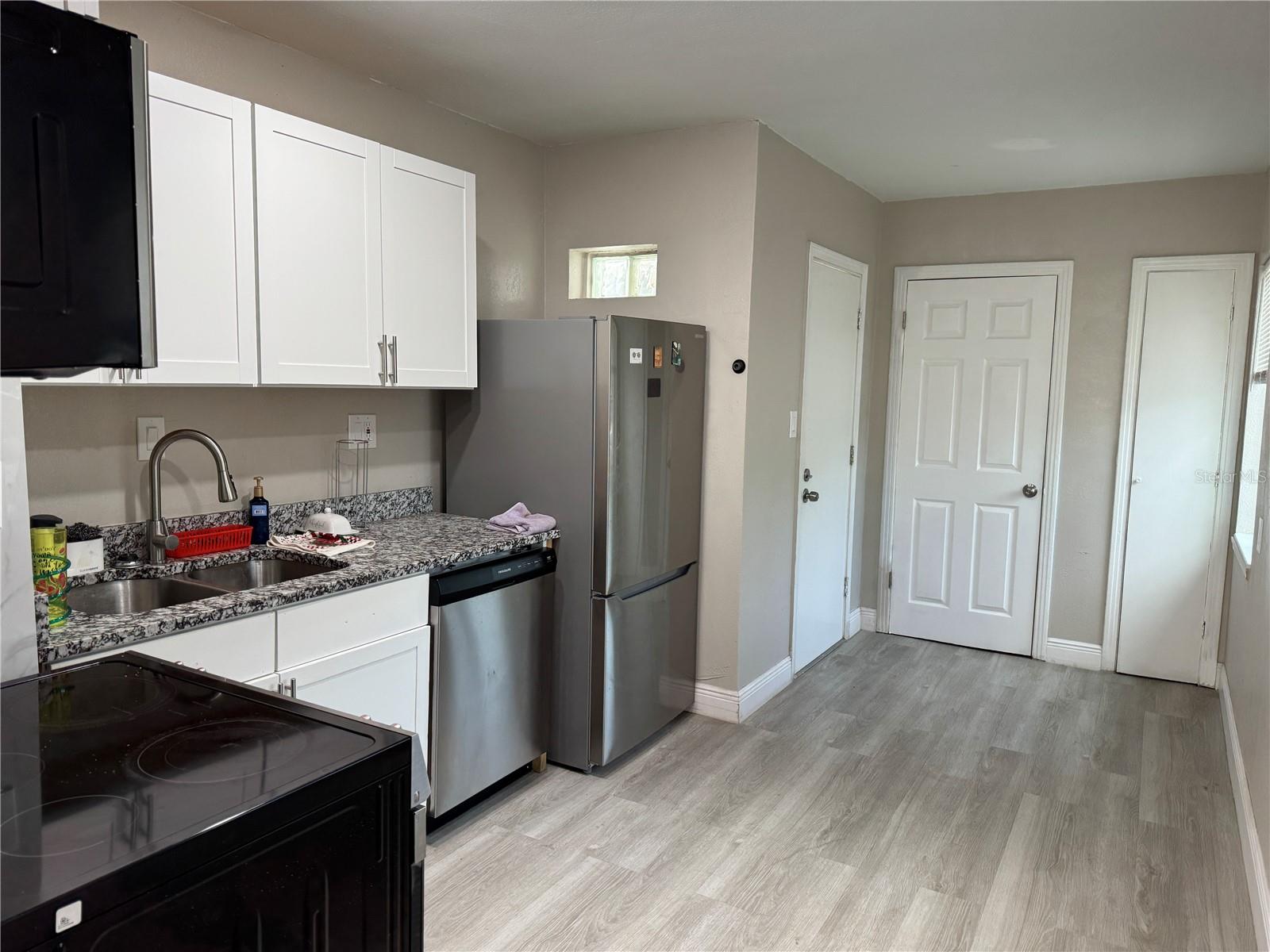 Image 4 of 18 For 3114 58th Avenue N