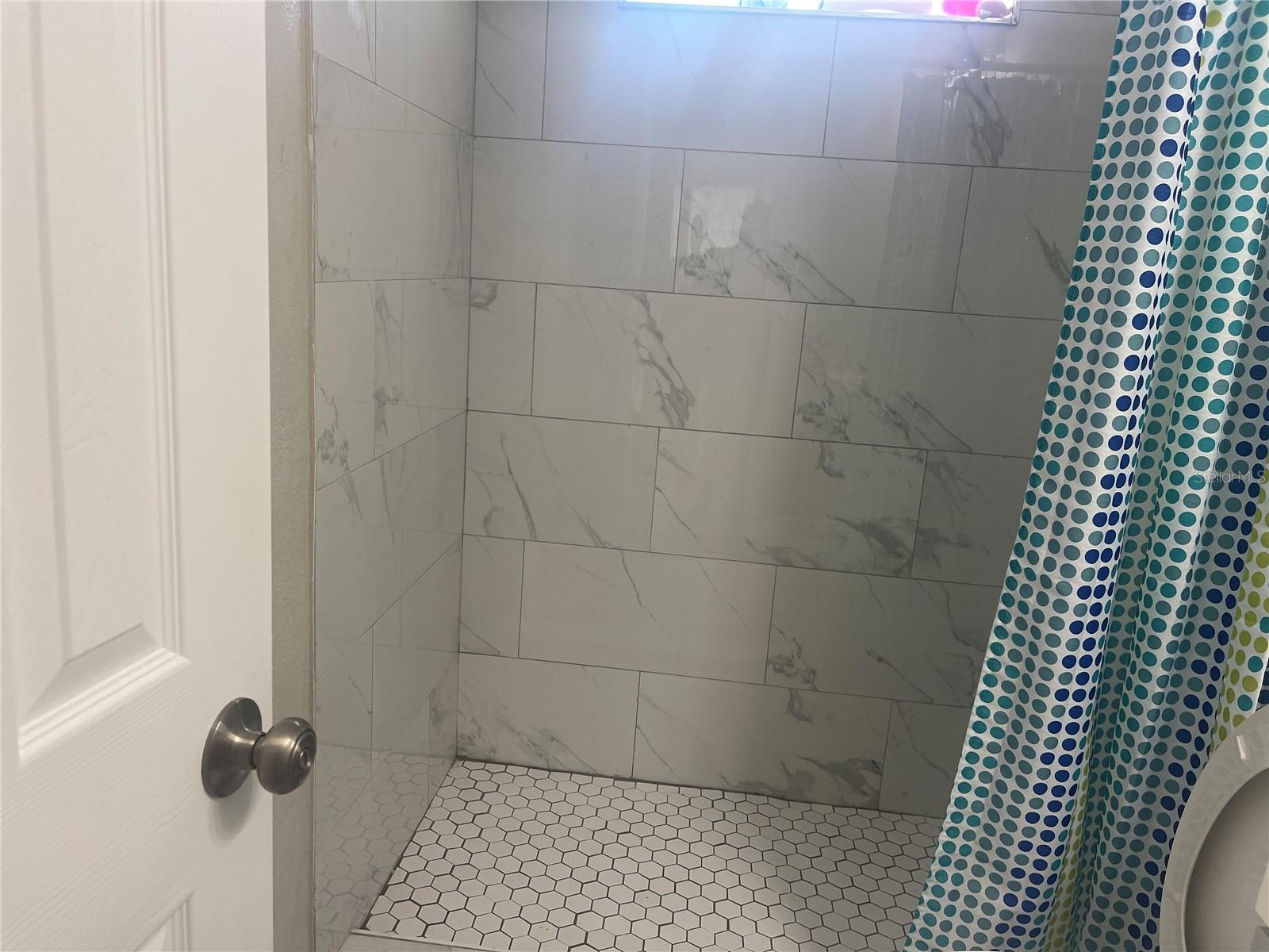 Image 8 of 18 For 3114 58th Avenue N