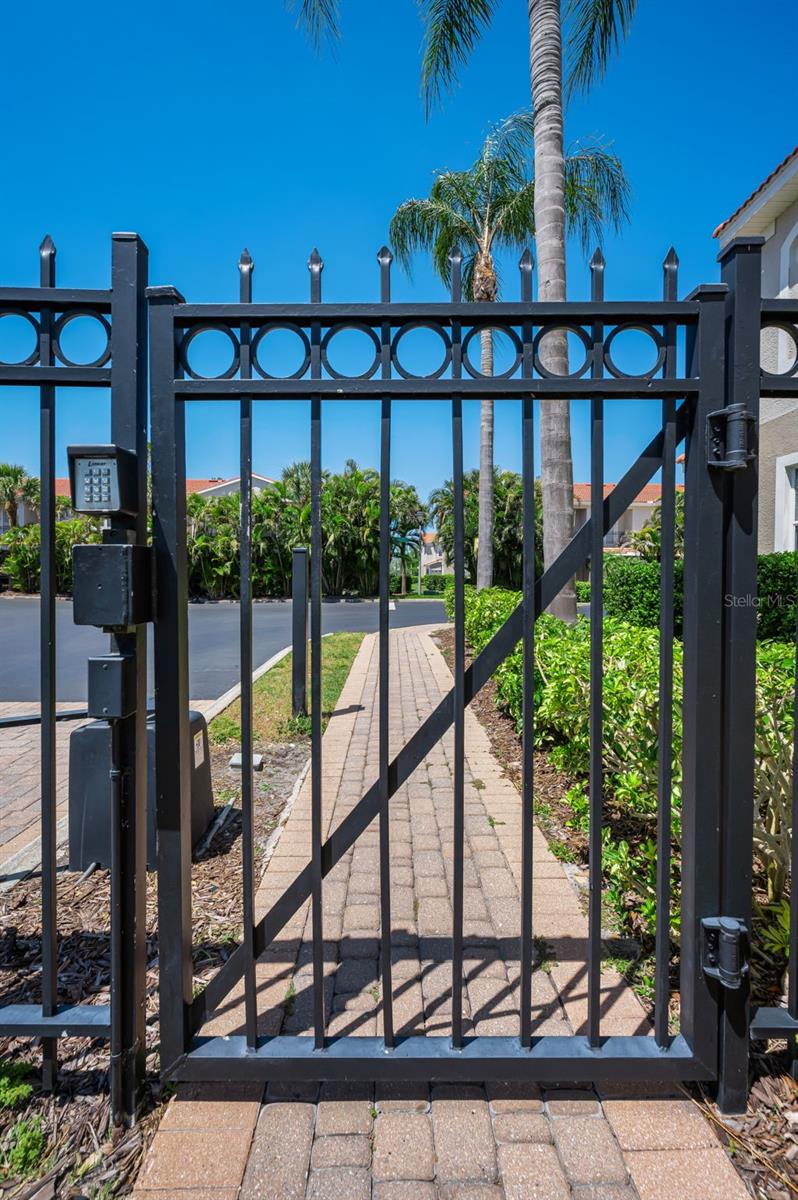 Image 52 of 69 For 1411 Tessano Place