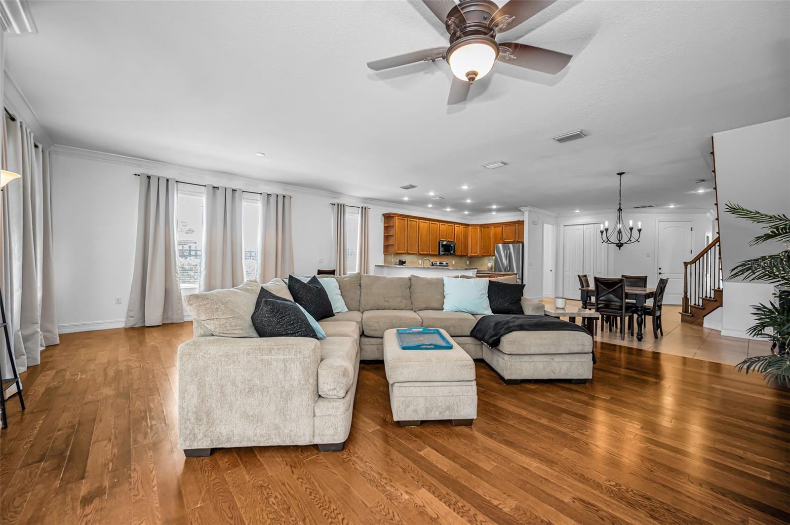 Image 6 of 69 For 1411 Tessano Place