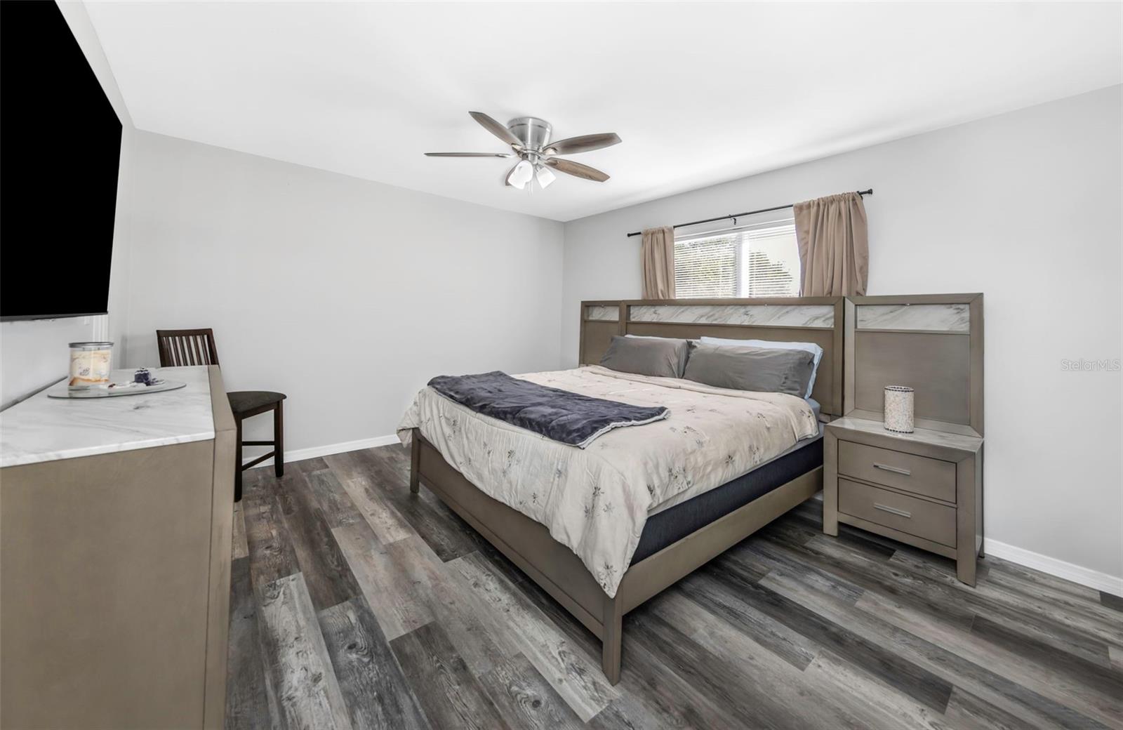 Image 23 of 32 For 6391 68th Lane N