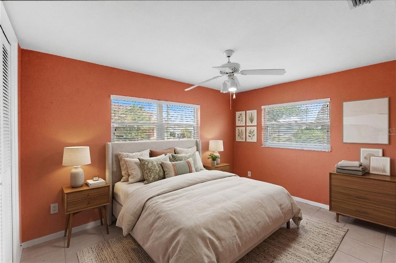 Listing photo id 18 for 1768 Harbor Circle E