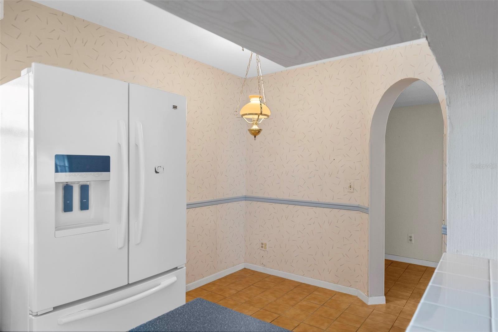 Listing photo id 23 for 1768 Harbor Circle E