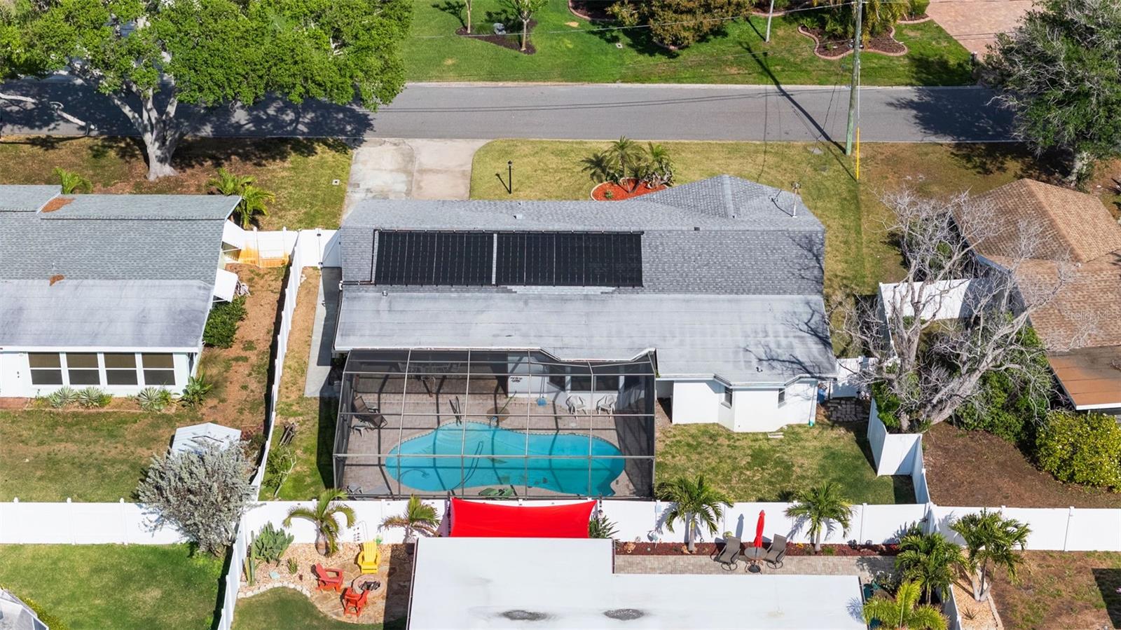 Listing photo id 28 for 1768 Harbor Circle E