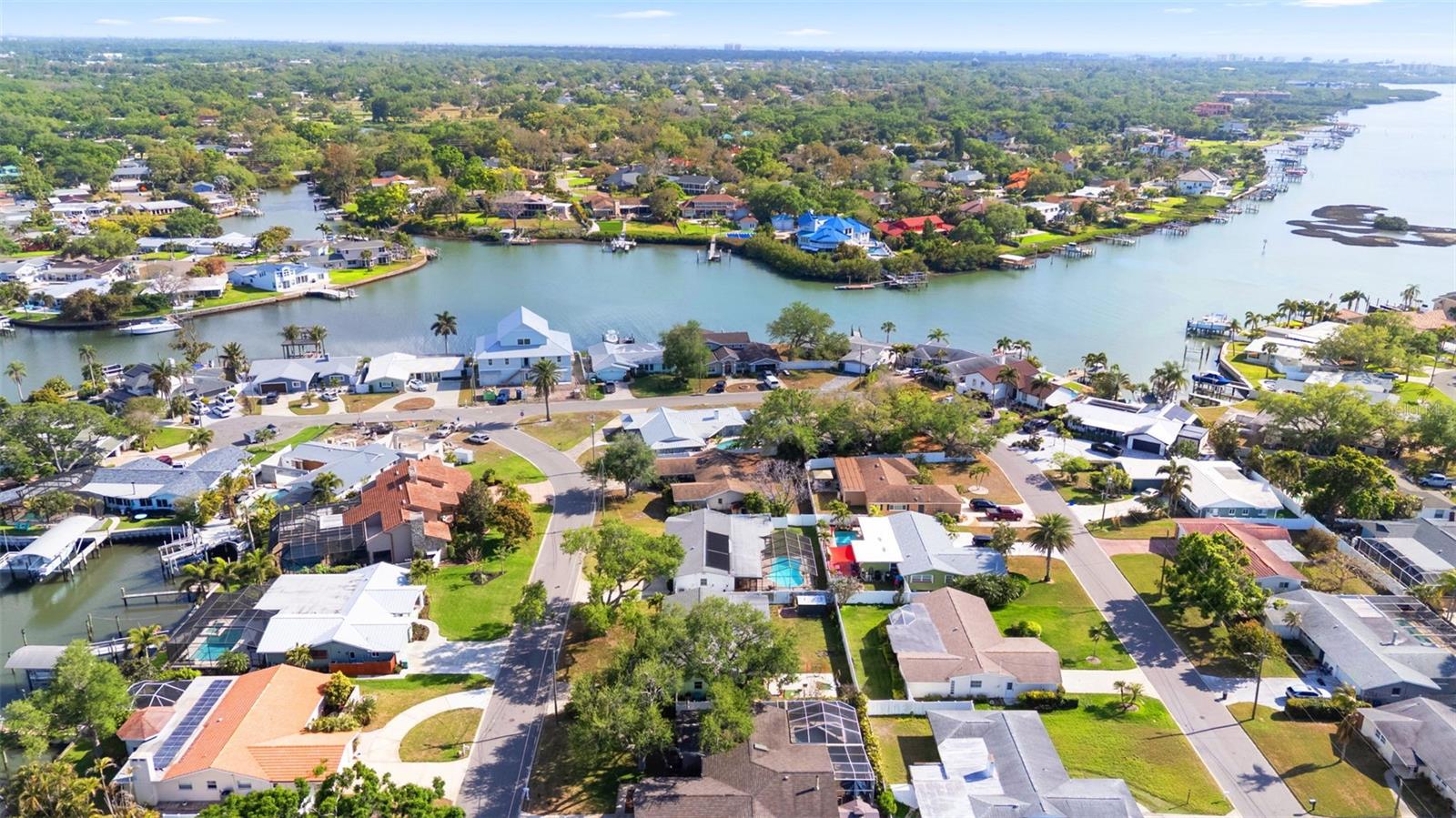 Listing photo id 29 for 1768 Harbor Circle E