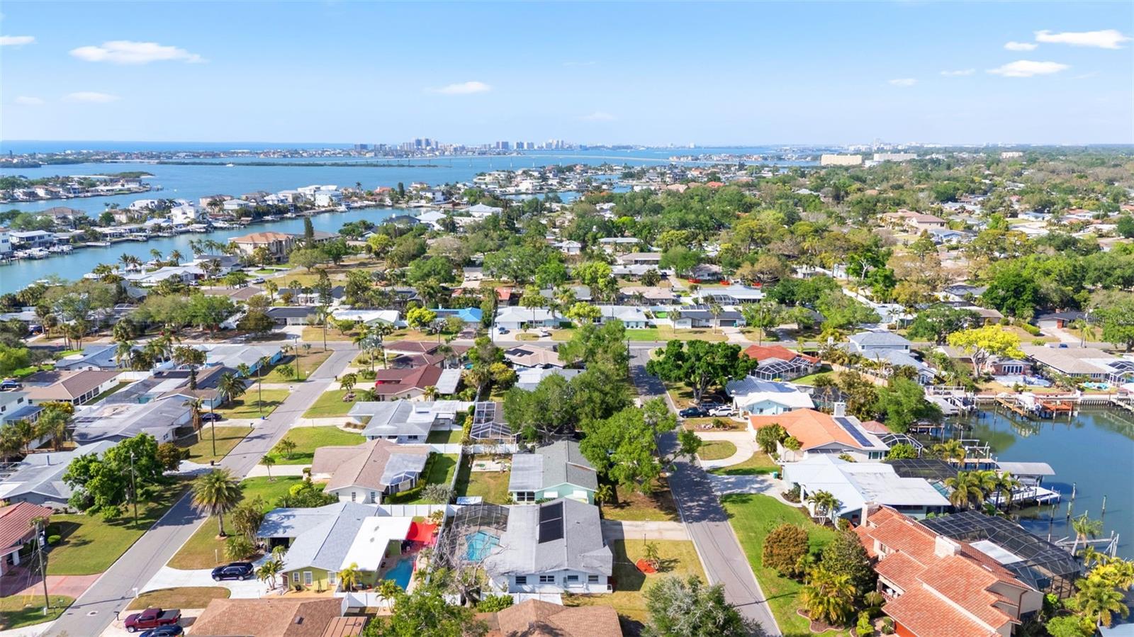 Listing photo id 30 for 1768 Harbor Circle E