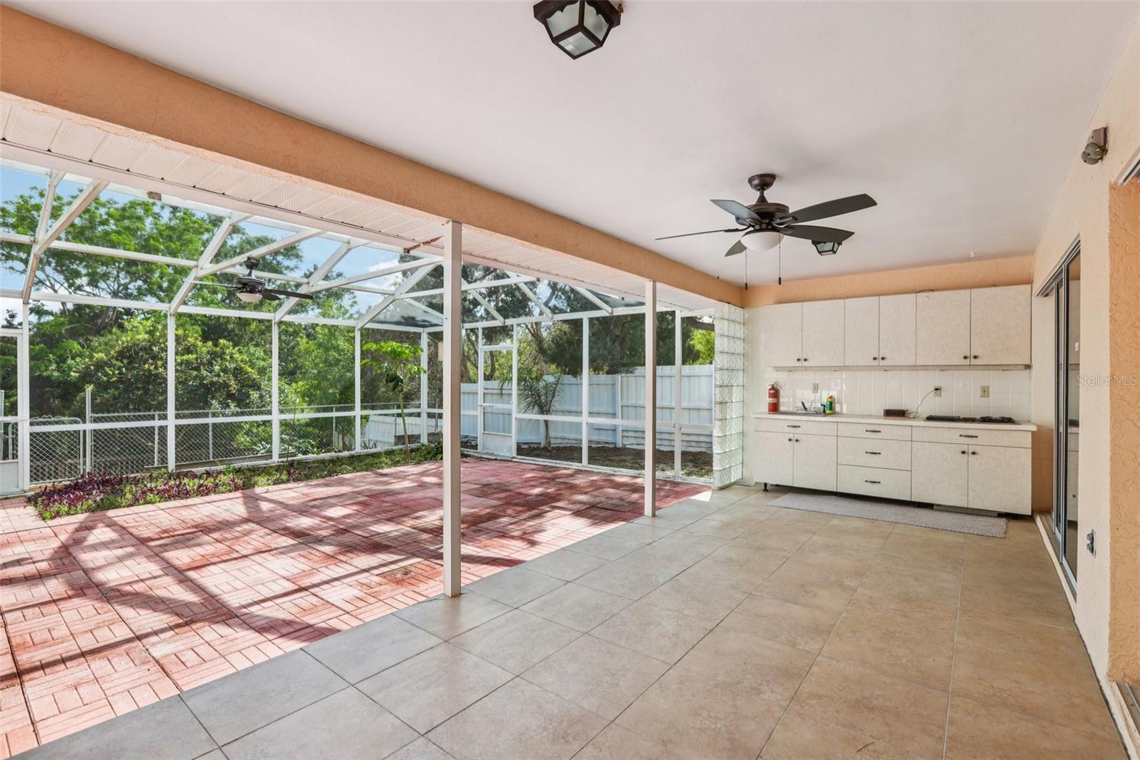 Image 30 of 42 For 1576 Ohio Avenue