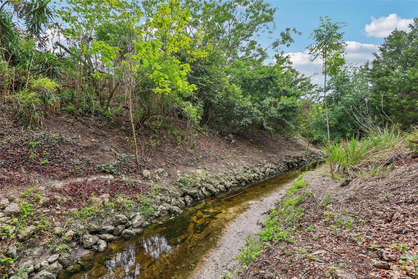 Image 39 of 42 For 1576 Ohio Avenue