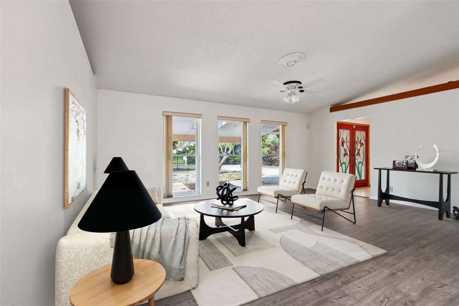 Image 4 of 42 For 1576 Ohio Avenue