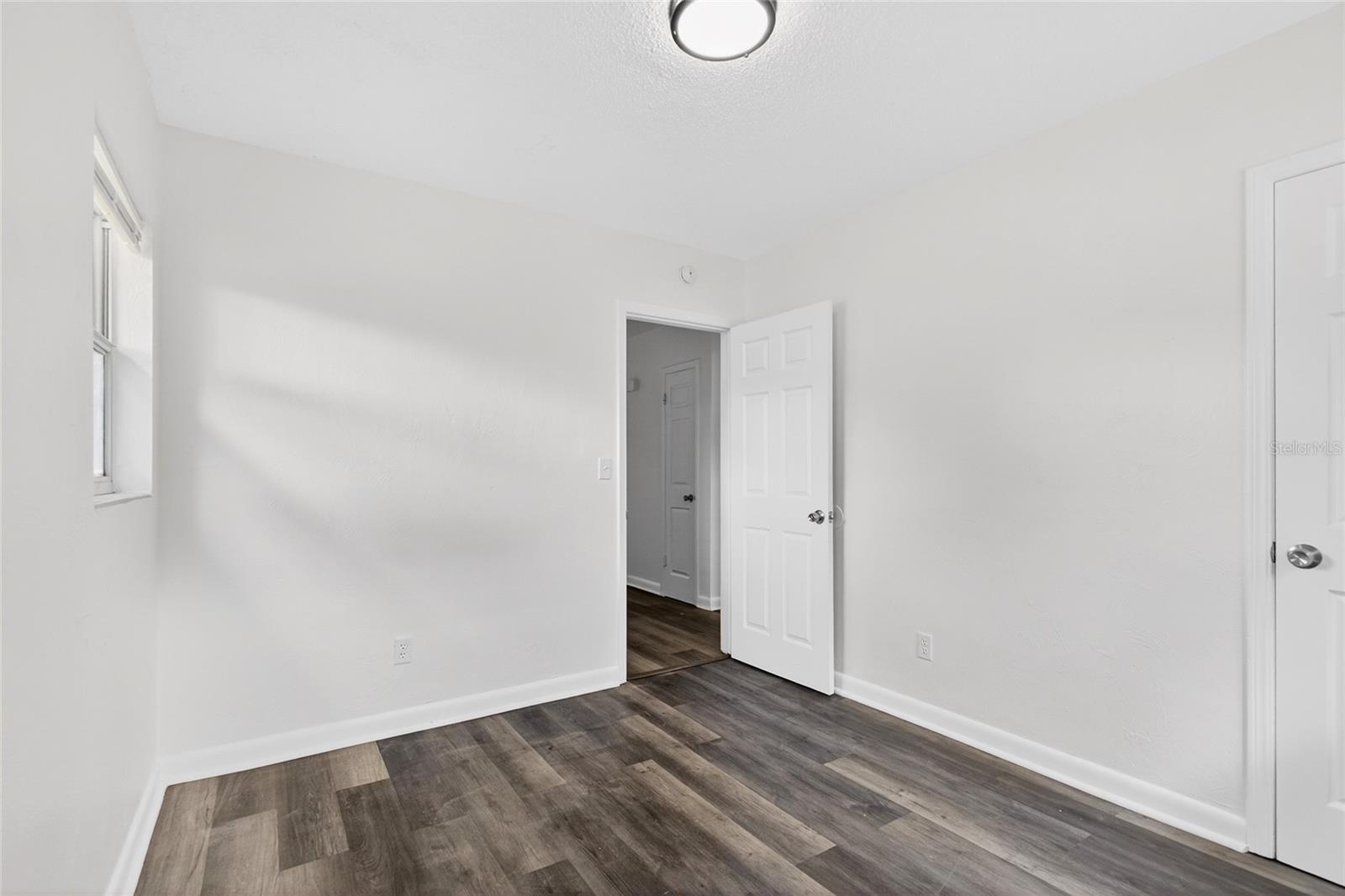 Image 8 of 25 For 1232 Woodland Avenue