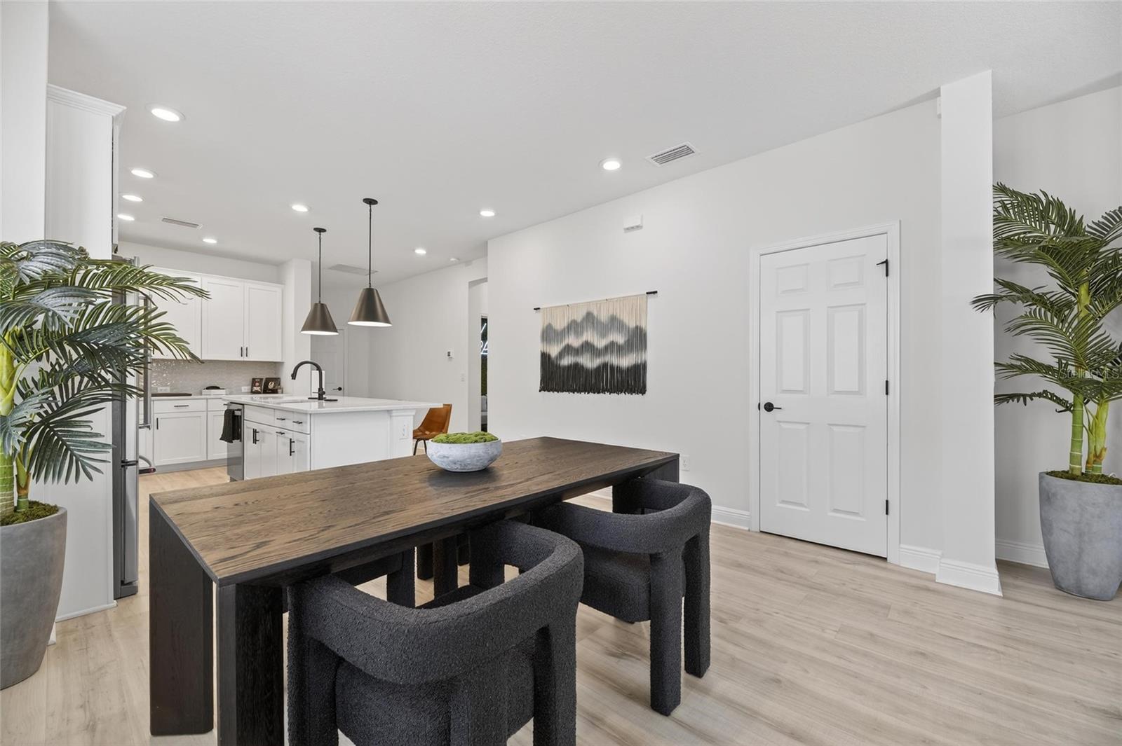 Image 18 of 76 For 5451 Del Coronado Drive