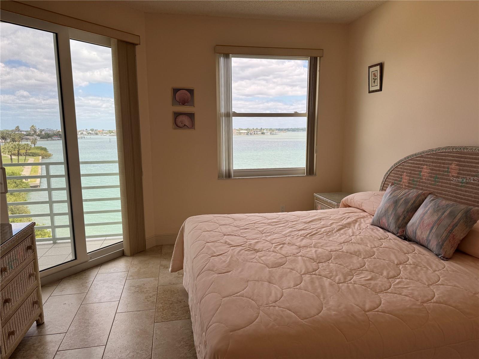 Image 19 of 55 For 7979 Sailboat Key Boulevard S 306