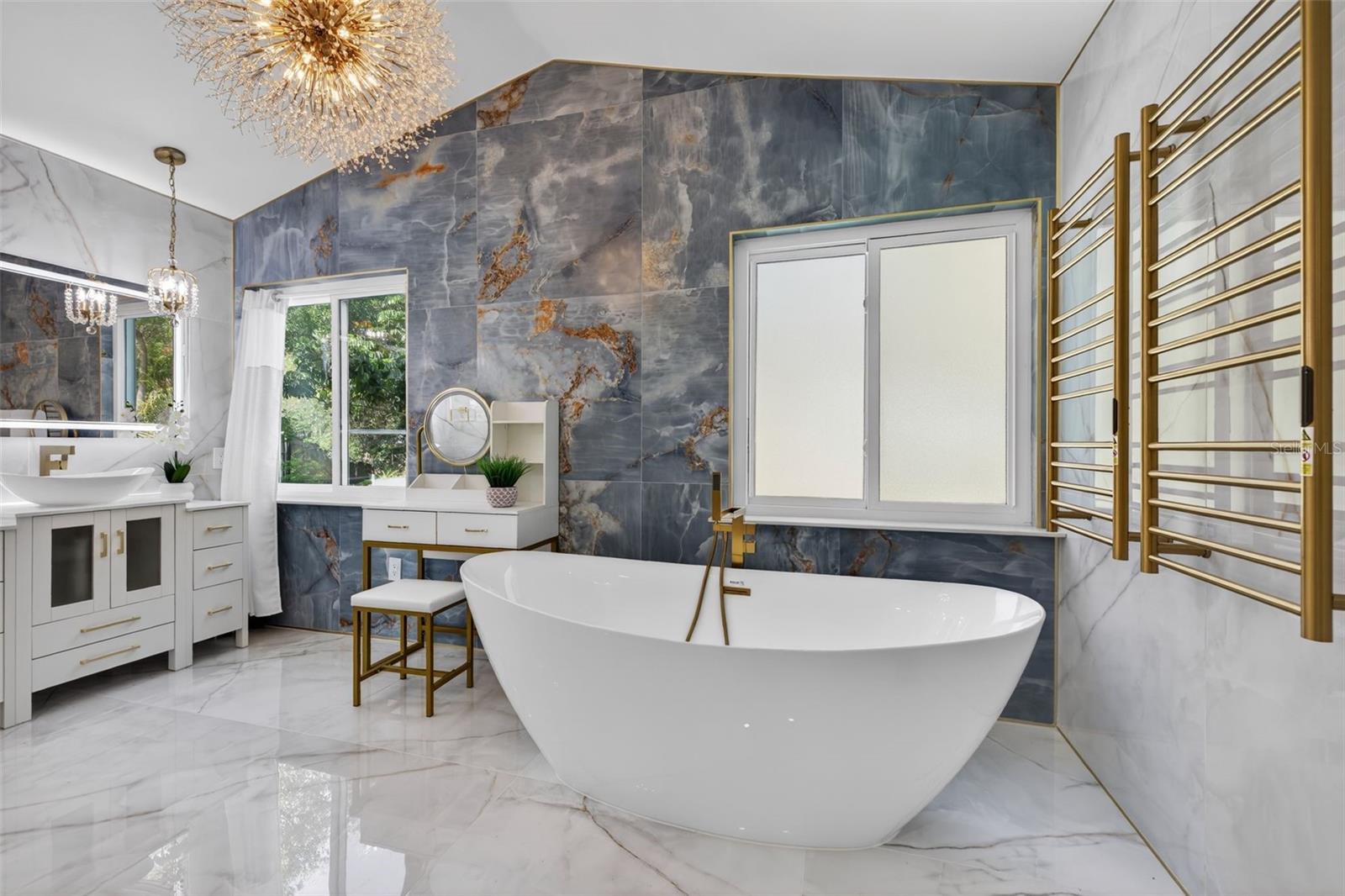 Listing photo id 30 for 1330 Belcher Drive