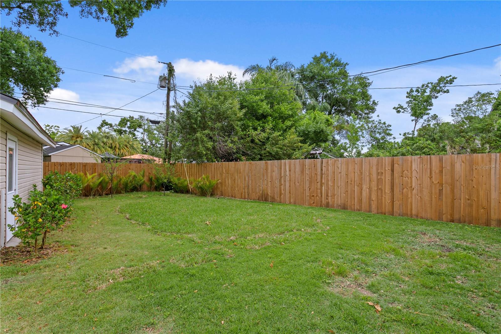 Image 43 of 50 For 735 40th Avenue N