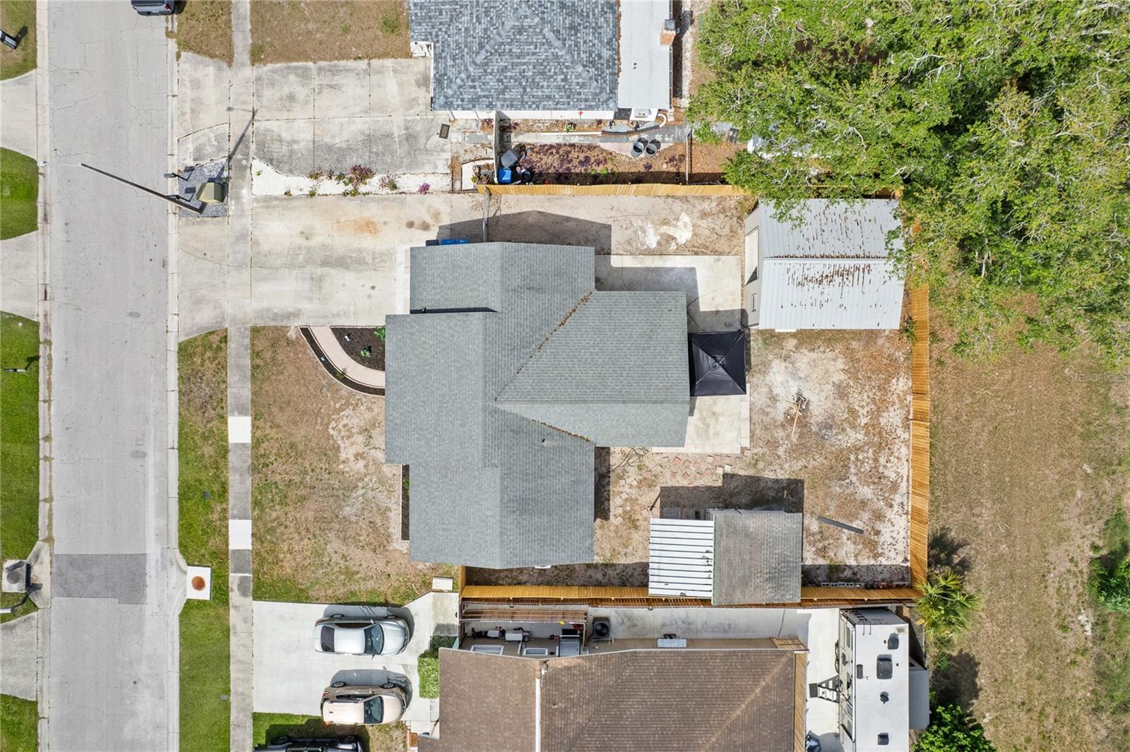 Image 24 of 26 For 8335 Galewood Circle