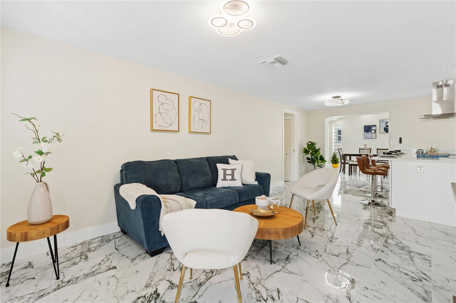 Image 5 of 26 For 8335 Galewood Circle