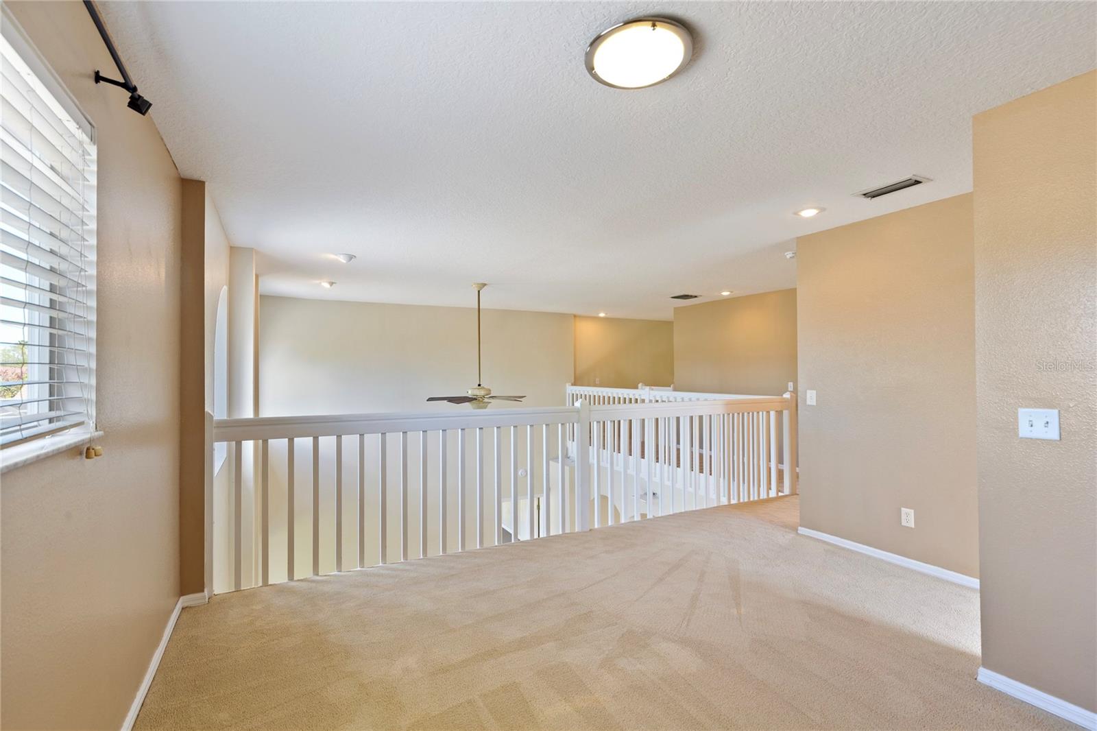 Listing photo id 25 for 1318 Hatcher Loop Drive